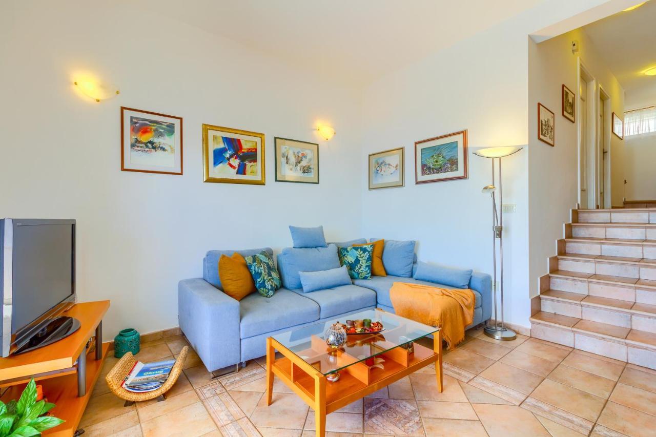 Apartments Meri Трогир Экстерьер фото