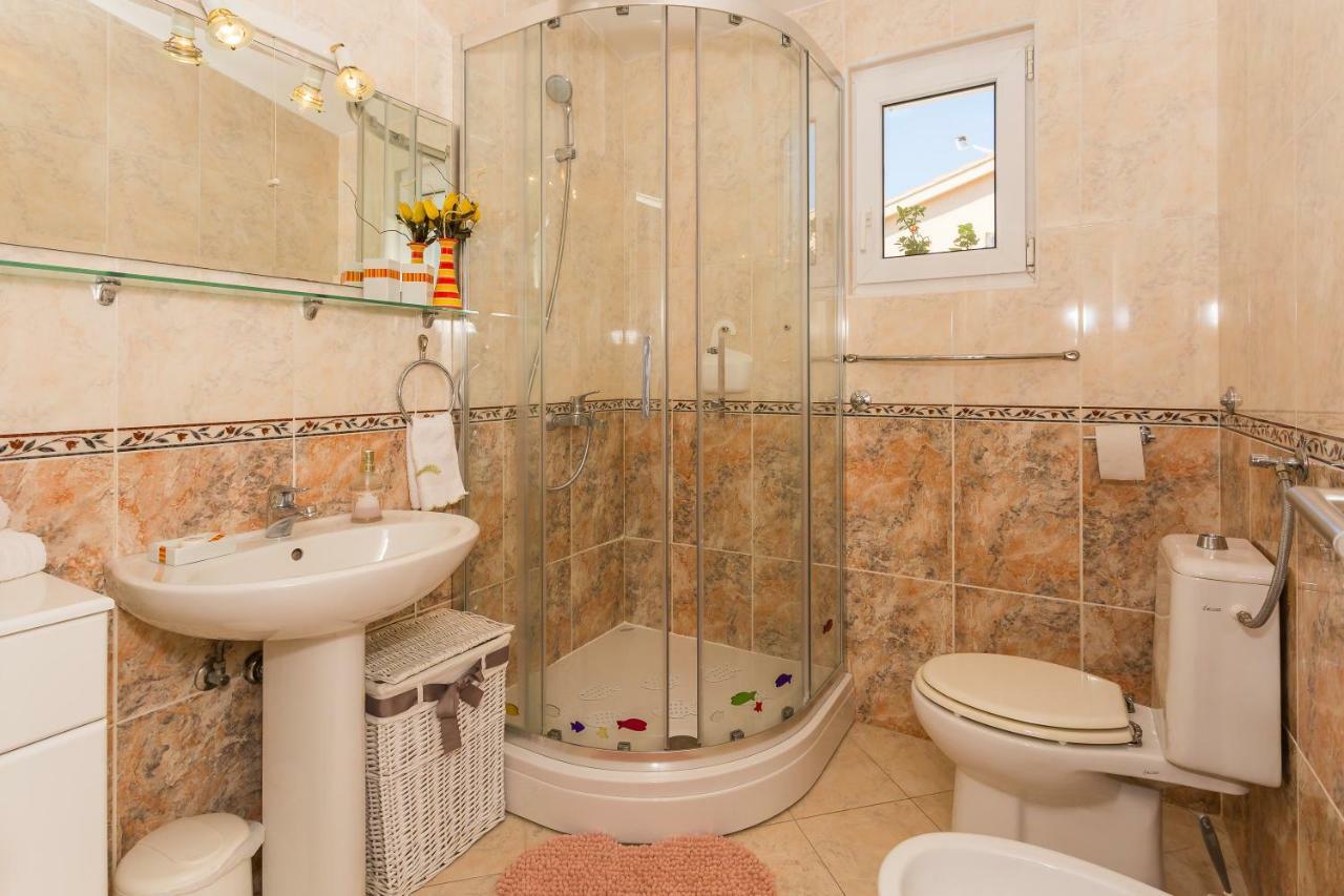 Apartments Meri Трогир Экстерьер фото